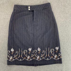 Women's U-tility Gray Straight Pencil‎ Skirt Embroidered Floral Detail Cotton